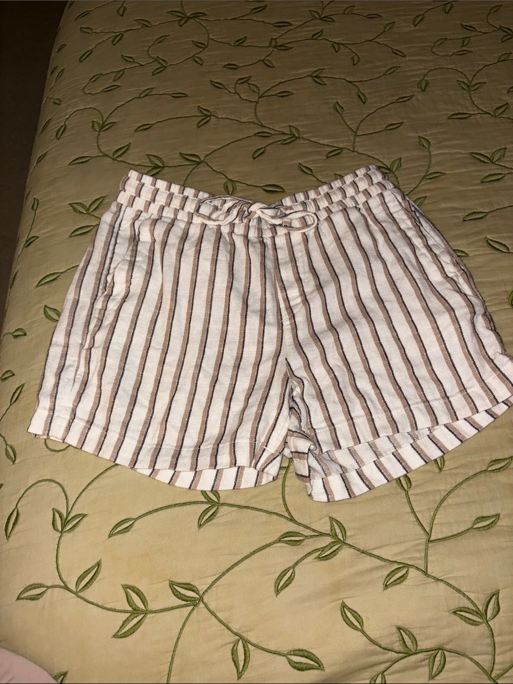 Old Navy White High-Waist Shorts with Brown Stripes
